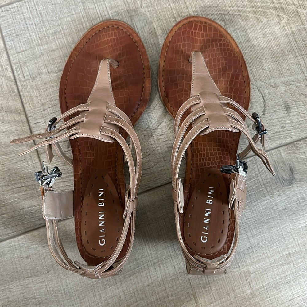 Used Gianni Bini tan/nude sandals, size 6.5.